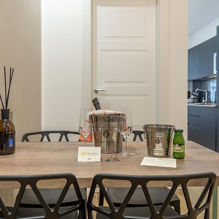 Three Moons Boutique House/Calypso Apartment Салерно Екстериор снимка