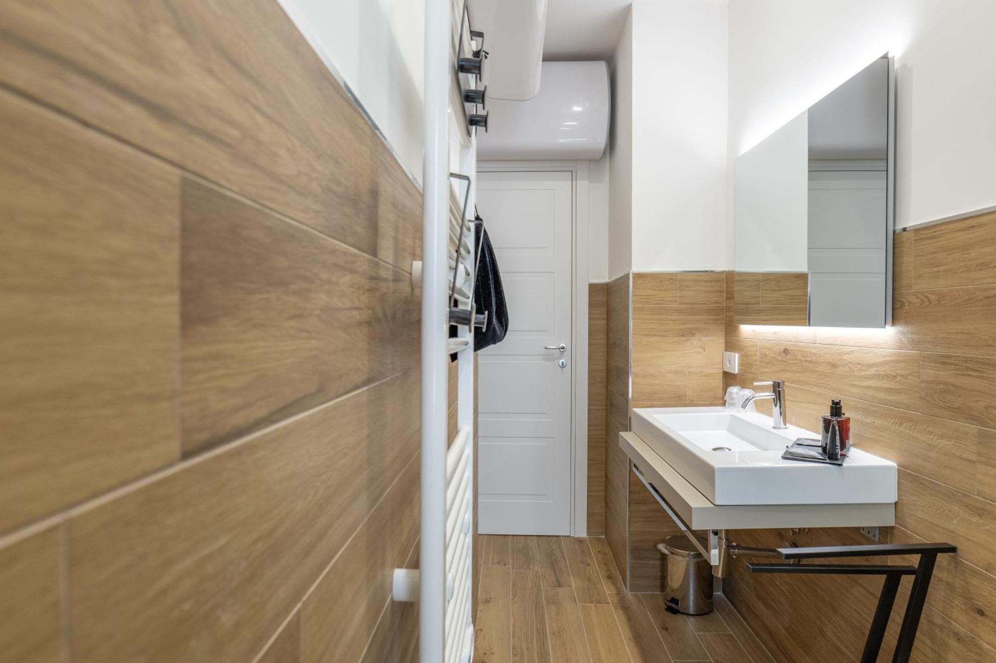 Three Moons Boutique House/Calypso Apartment Салерно Екстериор снимка