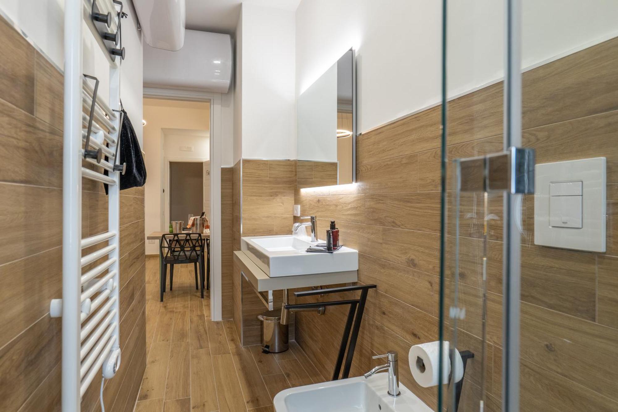 Three Moons Boutique House/Calypso Apartment Салерно Екстериор снимка